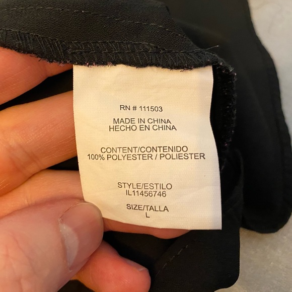 FREE🛍 w Purchase || Nordstrom || Double-V Top w Strappy Bust Detail || Size L - Picture 5 of 5